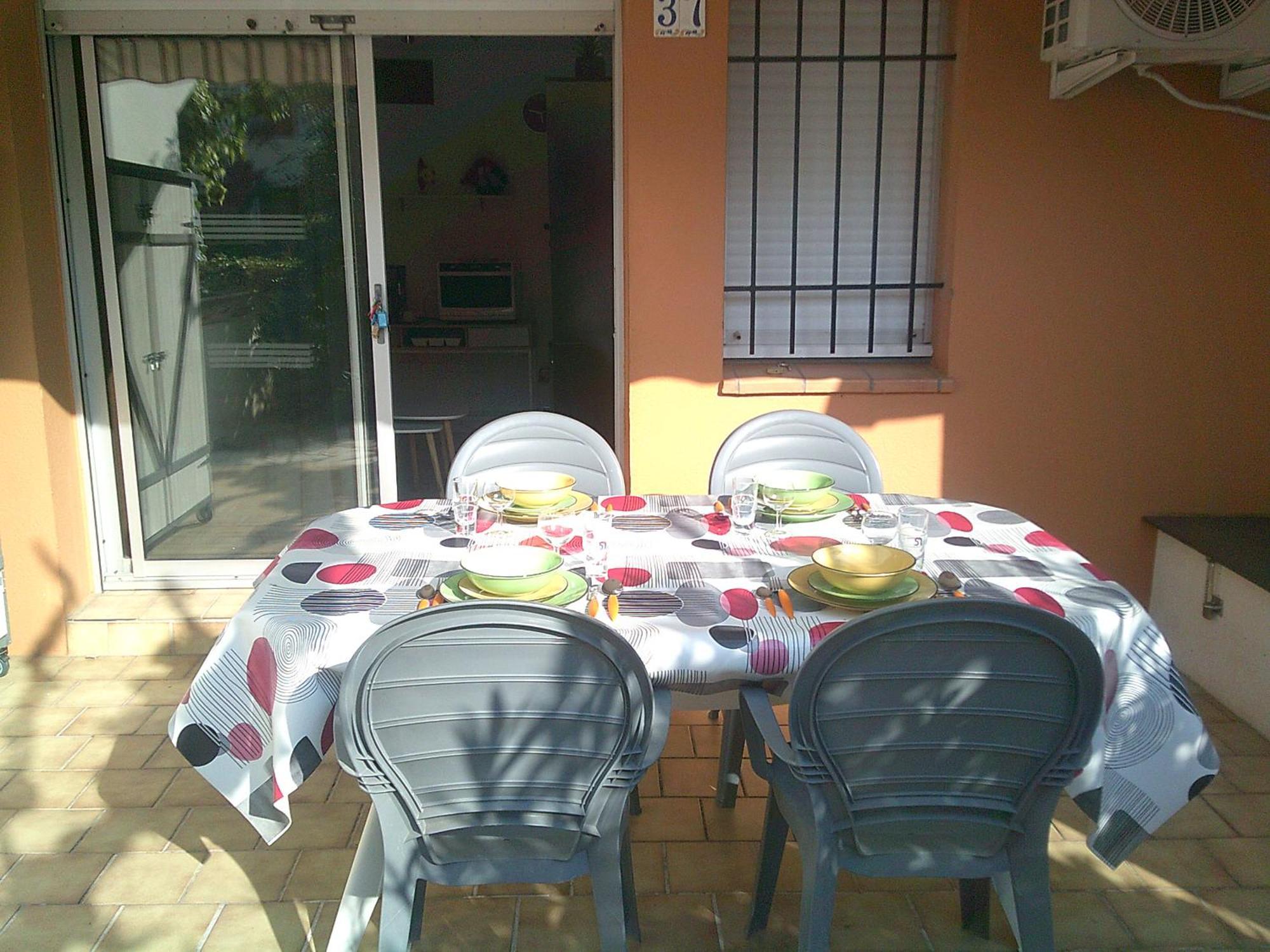 Vittoria Immobilier 6 -Reglement Sur Place - Cheques Vacances Acceptes La Grande-Motte Quarto foto