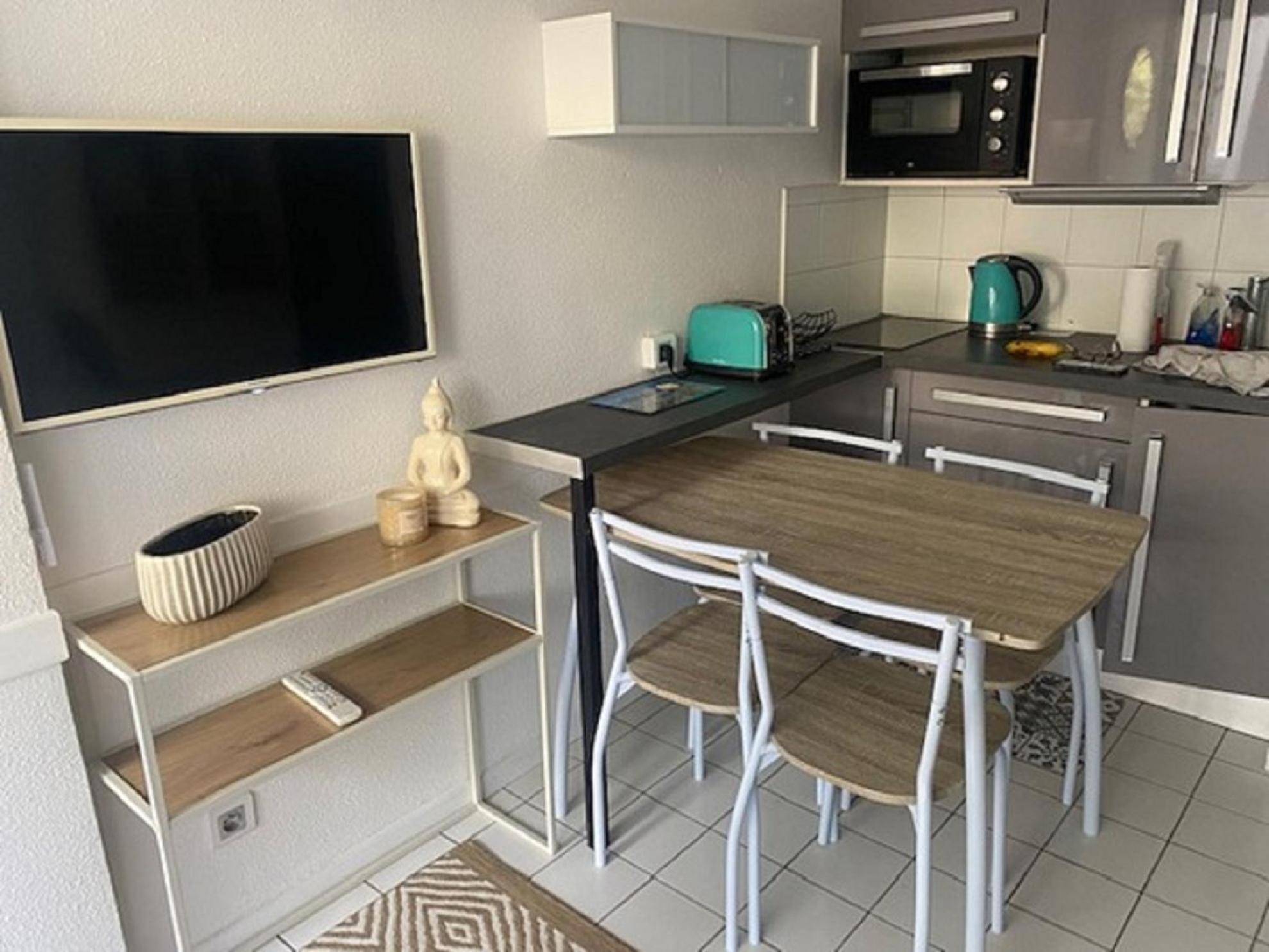 Vittoria Immobilier 6 -Reglement Sur Place - Cheques Vacances Acceptes La Grande-Motte Quarto foto